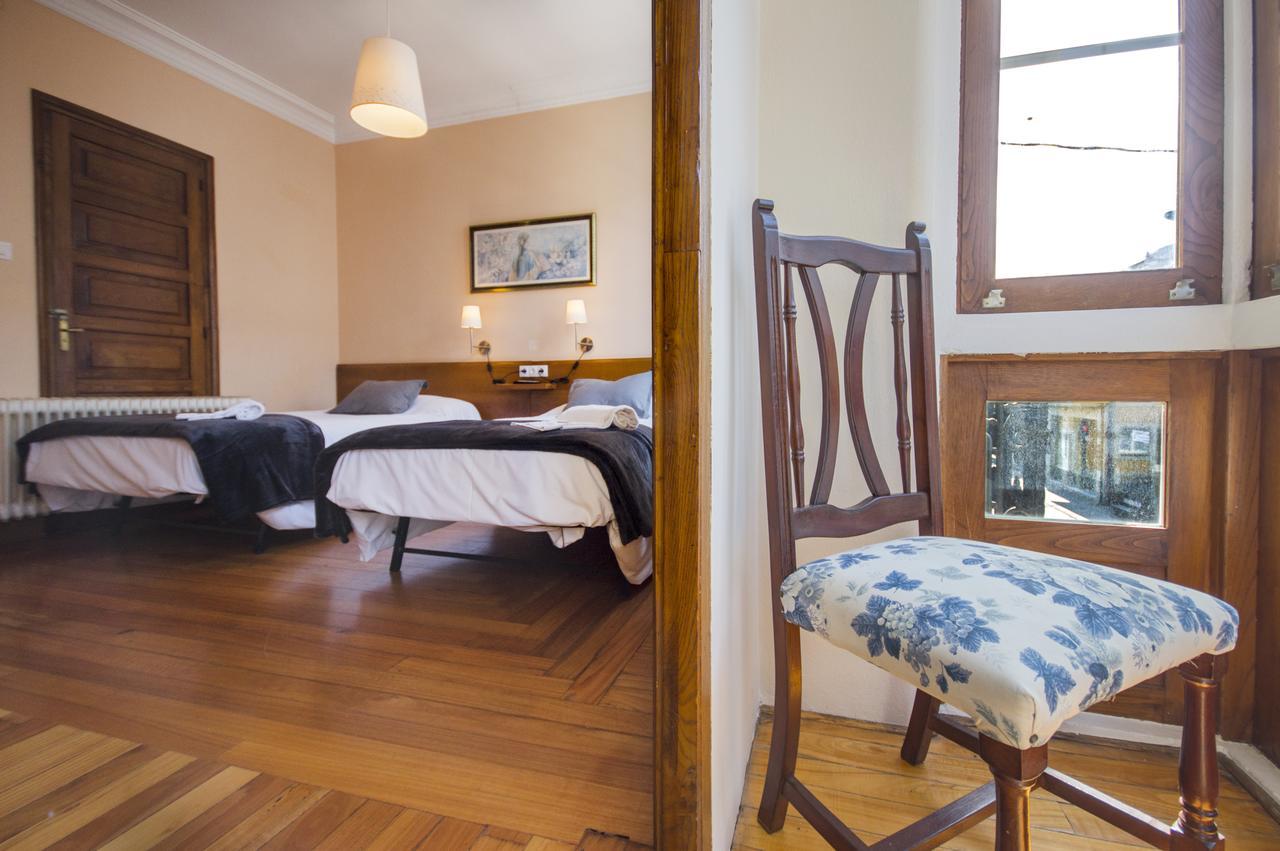La Posada De La Casona De Sarria Zewnętrze zdjęcie